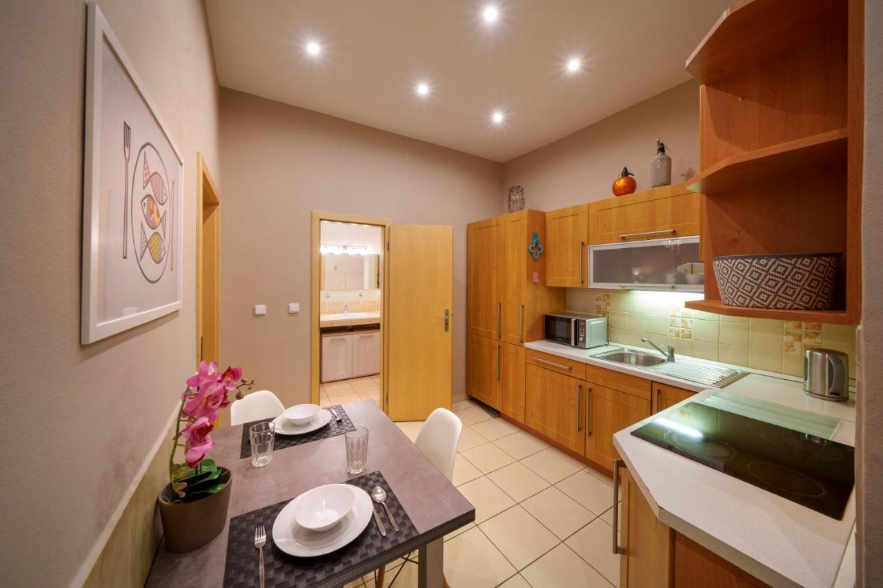 Dlouha Apartment With Balcony Прага Экстерьер фото