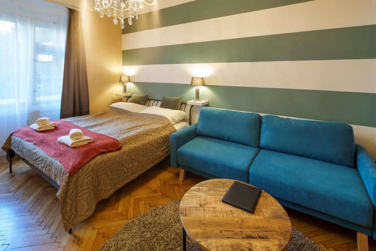 Dlouha Apartment With Balcony Прага Экстерьер фото